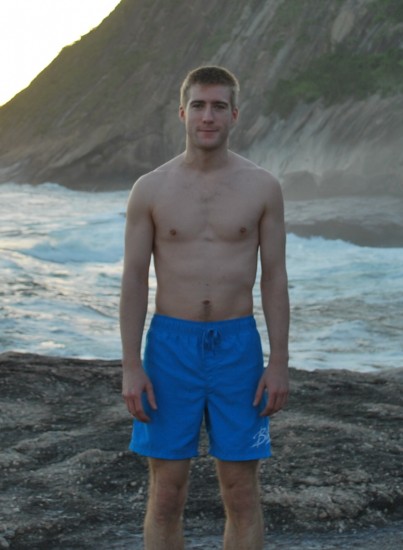 Before : December 2011, 6 months before going Paleo, 77kg, 3 Muay-Thai sessions per week + 2 bodyweight conditionning sessions per week.