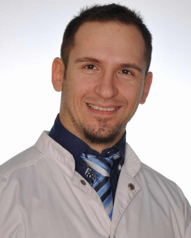 Dr Novak
